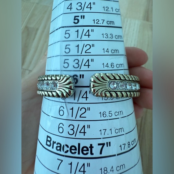 Kim rogers ladies two toned crystal accented bracelet cuff watch NEW BATTERY - Picture 10 of 10